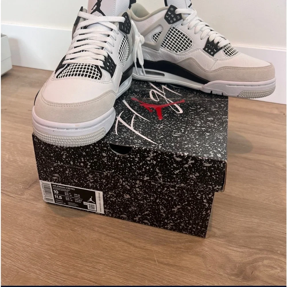 Jordan 4 Military Black Size 10 Brand New, Deadstock, Never worn. - Picture 2 of 3